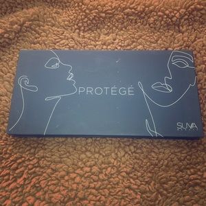 SUVA PROTEGE PALETTE
